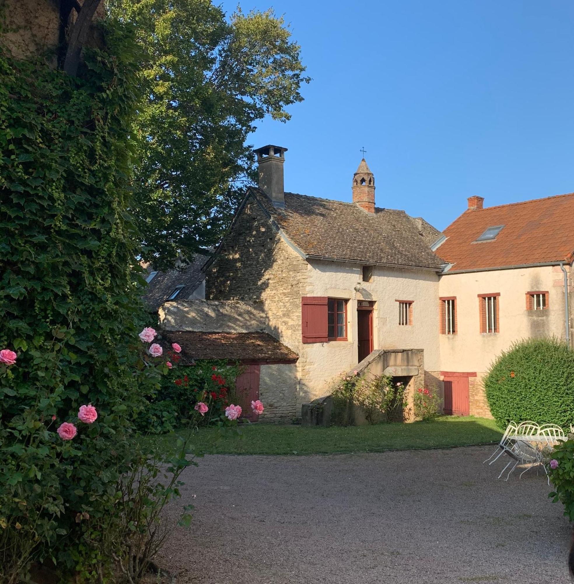 Hotel Les Charmes Jugy Exteriér fotografie
